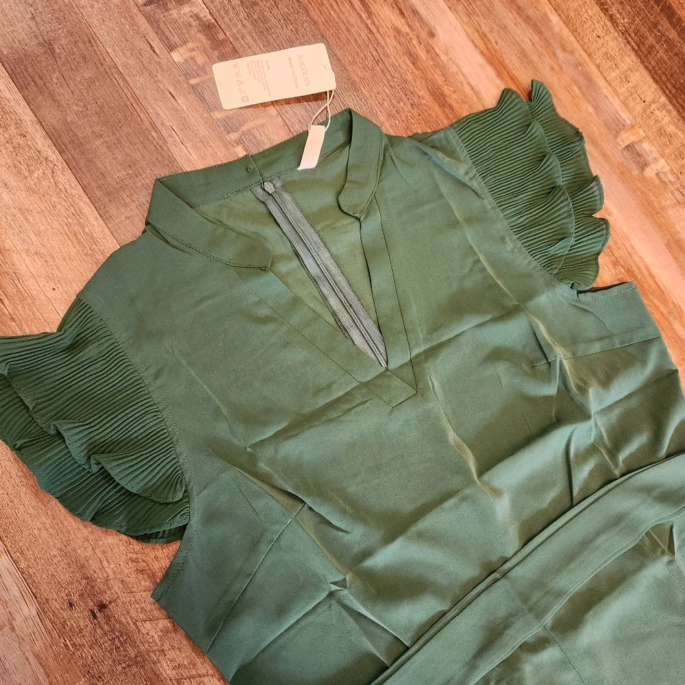 Ruffle Sleeve Jumpsuit - Picture 8 of 10